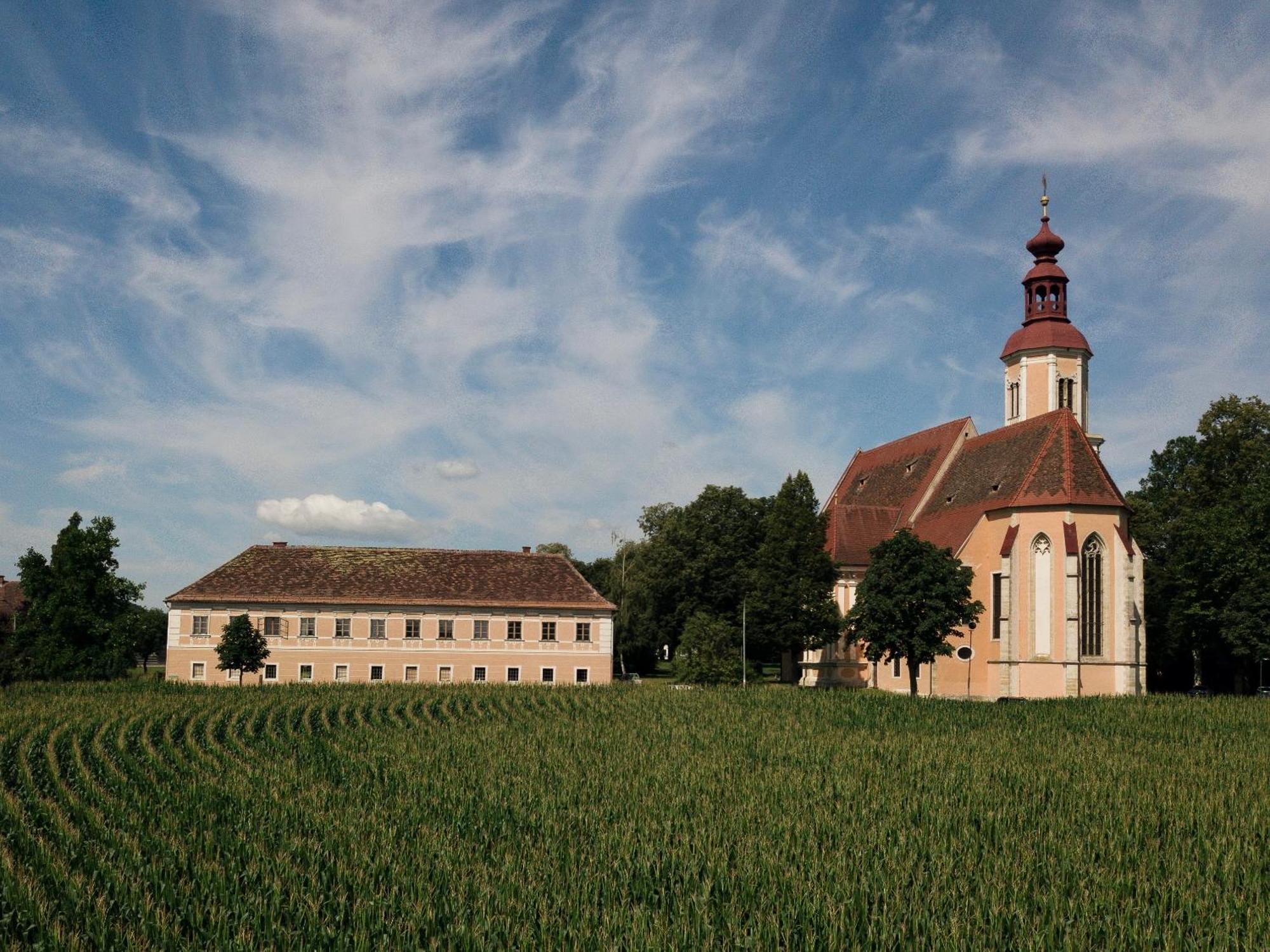 Der Pfarrhof Hotel Hartberg Exterior photo